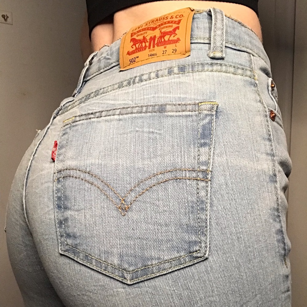 502 REGULAR TAPER LEVI JEANS